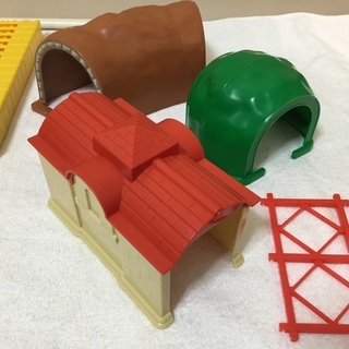 おトク！タカラTOMY・プラレール・情景部品・廃盤駅などの画像