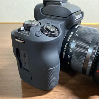 CANON EOS Kiss M 使用期間短いの画像