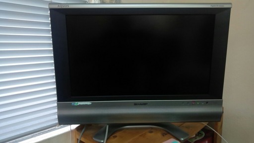 SHARP AQUOS　20型　デジタルハイビジョン　中古