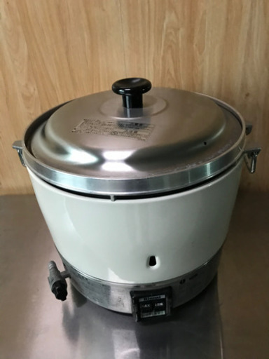 リンナイ　都市ガス炊飯器　（ＲＲー３０Ｓ１）