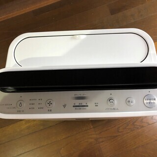 SHARP　加湿空気清浄機　プラズマクラスター　KC-E40　中古品の画像