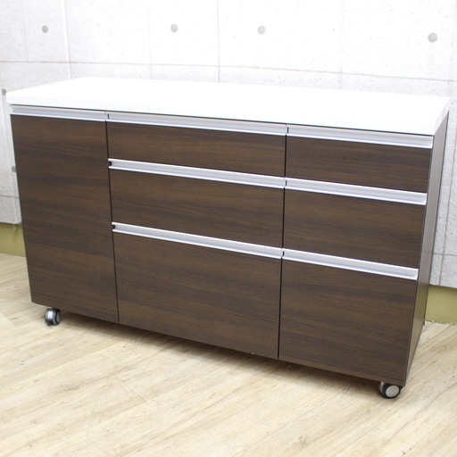 J01201)【美品】キッチンボード 食器棚 キャスター付き 約幅140×奥行47×高さ88cm 腰高サイズ ソフトクローズ搭載