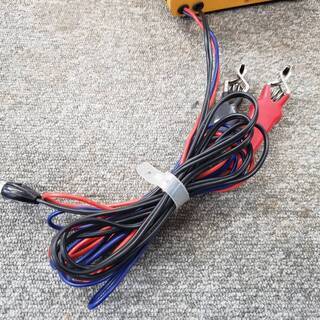 B48　バッテリー充電器　RUSH-3 STANLEY 動作確認済み！バッテリーチャージャーの画像