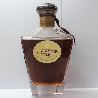 サントリー　プレステージ25年　ウイスキー　750ml
