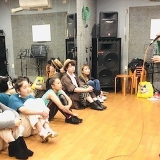 「初心者でも基礎から楽しめるレッスン」を大切にしています。歌を通じて人生を大きく変えた生徒さんがたくさん在籍しています。の画像