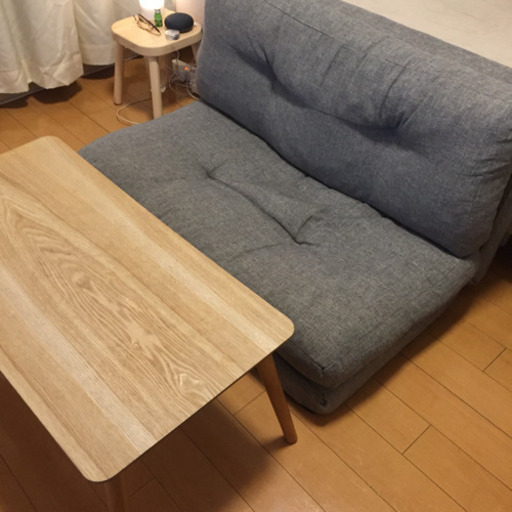 ローテーブルとローソファーのセット