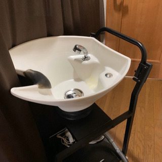 移動式シャンプー台　　シャンプー椅子の画像