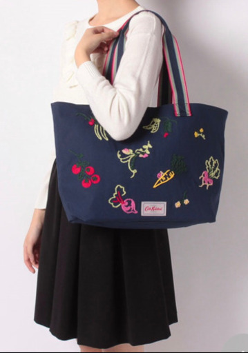 Cath Kiston 野菜刺繍バッグ