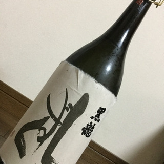 取引中 黒龍しずく未開封一升瓶