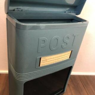 未使用 ポスト  青銅色の画像