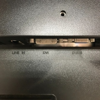 即日受渡可❣️I-O DATA 22型モニタースピーカ内蔵2000円の画像