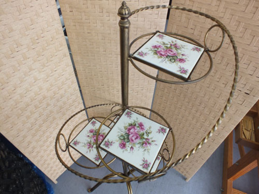 鉄製 フラワースタンド らせん状 花台 アイアン アンティーク調 オシャレ 札幌市手稲区