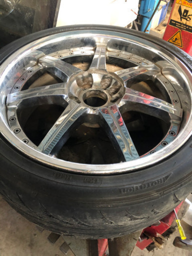 インテンシブハンク2本　18インチオフセット不明