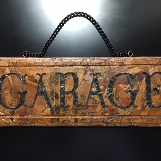 モザイクタイルで作成した看板(表札)　GARAGE(ガレージ)2