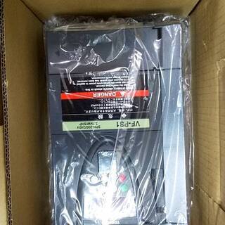 新品　東芝 VFPS1-2037PL インバータ inverterの画像