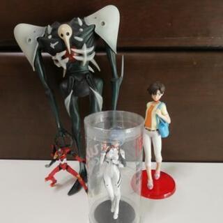 エヴァンゲリオングッズ差し上げます！
