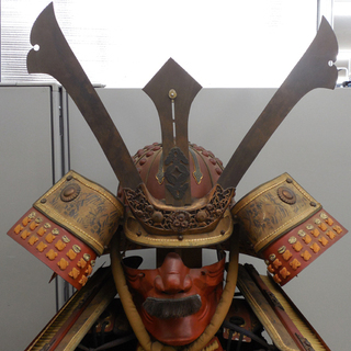 甲冑 赤備え 鎧兜 等身大 具足櫃 武具 サムライ 侍 戦国武将 武士 ペイペイ対応 札幌市西区西野の画像
