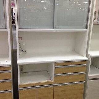 取りに来れる方限定！松田家具のレンジボード！