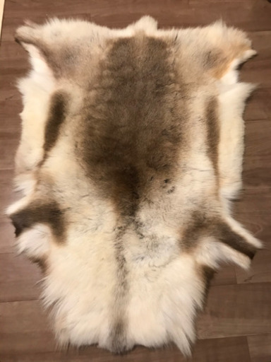 トナカイ　フィンランド  北欧　ラグ　毛皮