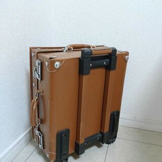 スーツケースの画像
