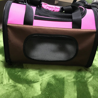 ペットキャリーの画像