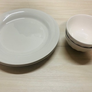 食器各種の画像