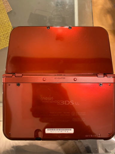 Newニンテンドー3DSLL本体メタリックレッドとACアダプター