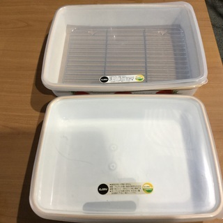 網付きタッパーと普通のタッパーせっと（新品）