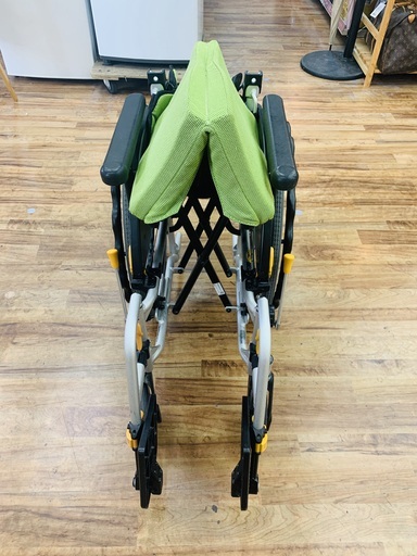 コンパクトに折畳み可能！松永製作所の自走式車椅子！
