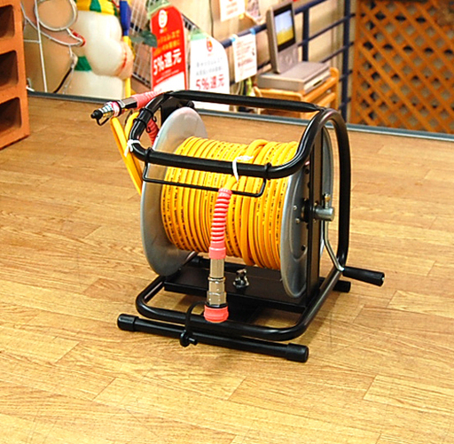 未使用品 日立工機 高圧エアホースリール 内径5㎜ 長さ20m 回転式 HiKOKI HITACHI ☆ PayPay(ペイペイ)決済可能 ☆ 札幌市 清田区 平岡