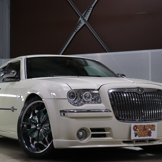 【車検２年付】  クライスラー 300C 5.7 HEMI 社外...