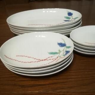 お皿　大、中、小（13枚）の画像