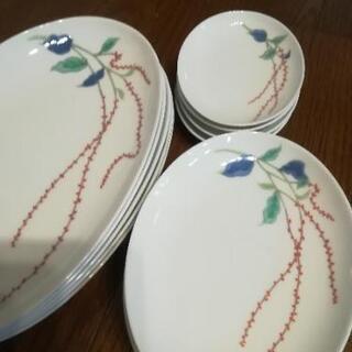 お皿　大、中、小（13枚）の画像