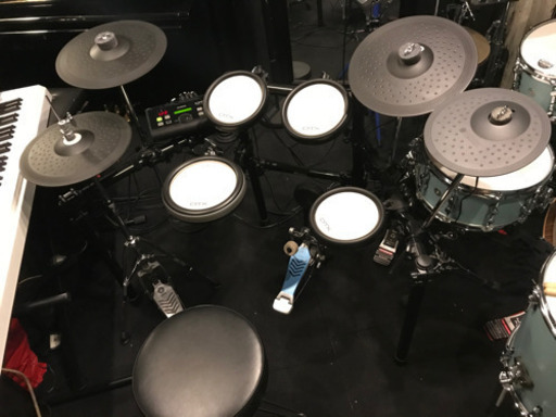 【美品】電子ドラム  YAMAHA DTX500  新品ペダル、椅子他付属