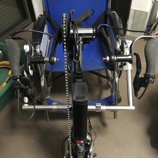 部品ハンドサイクル（車椅子の前につけます）