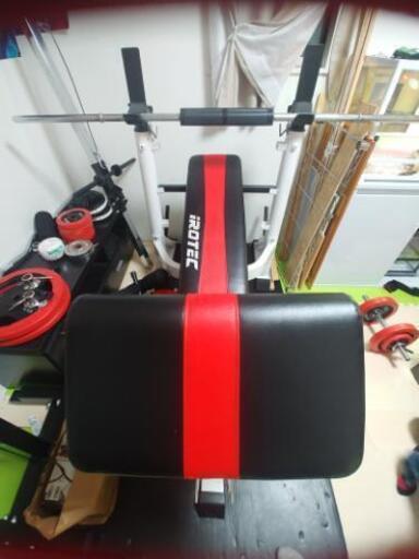 アイロテックベンチプレスです。シャフト、ウェイト等。