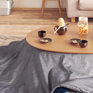 無印良品　楕円形こたつ 本体　タモ材曲木脚　フラットヒーター　こたつふとん　敷物 楕円こたつ・本体・タモ材曲木脚・フラットヒーター／ダークブラウン