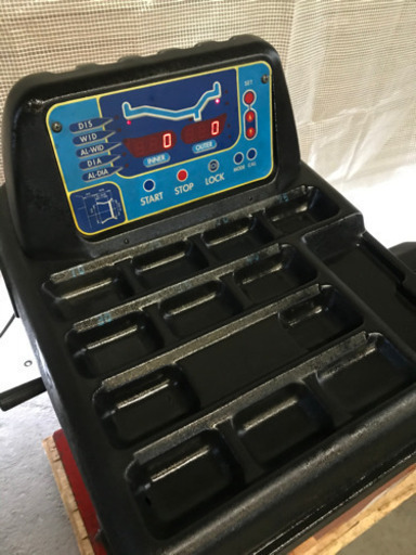 ホイール　バランサー　タイヤ　交換　工具　自動車