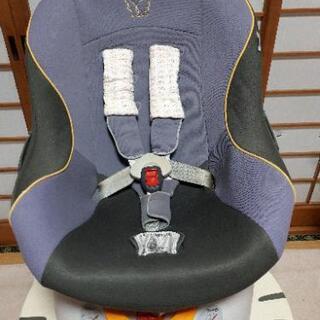 エールべべ　チャイルドシート