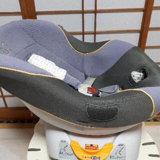 エールべべ　チャイルドシートの画像