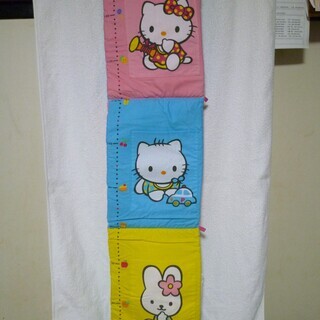 中古品　サンリオ　ハローキティベビーズ あそべる・はかれる布あそび