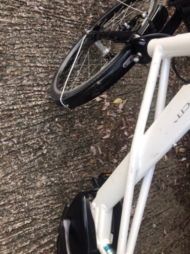Ｍ５Ｂ電動自転車Ｖ４５Ｒヤマハパスシティ　20インチ充電器なし