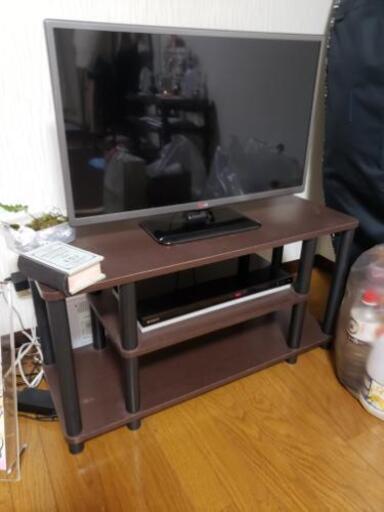 テレビ　テレビ台　DVDデッキ　リモコン