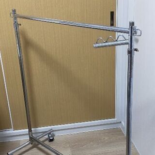 ハンガーラック　スチール