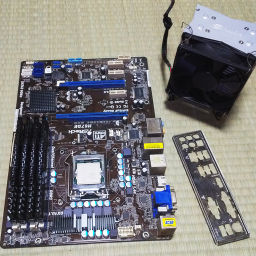 【早い者勝ちになります】コア i7 + 32GBメモリー + マザーボード のセット ※動作確認済み