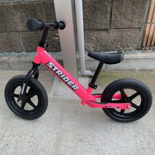 ピンクストライダーの画像