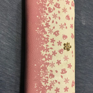 ワンピース長財布の画像