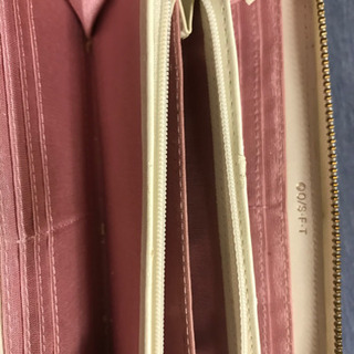 ワンピース長財布の画像