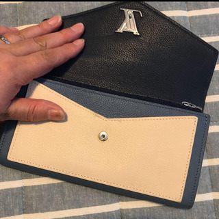 ルイ・ヴィトン 長財布の画像