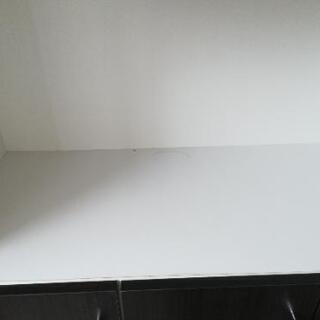 下駄箱　シューズクローク　扉つき　可動棚の画像